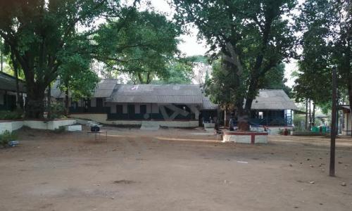 The Modern English High School — photo 9