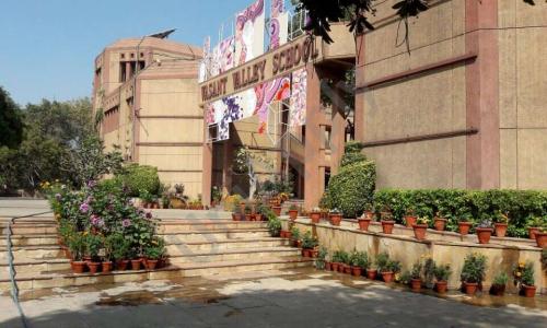Vasant Valley School — photo 1